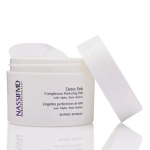 AHA complexion perfecting pads